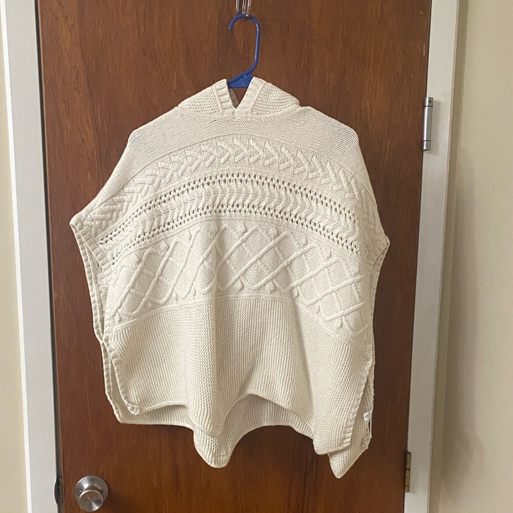 GAP Kids Girls Beige Cable Knot Hooded Poncho Size XXL